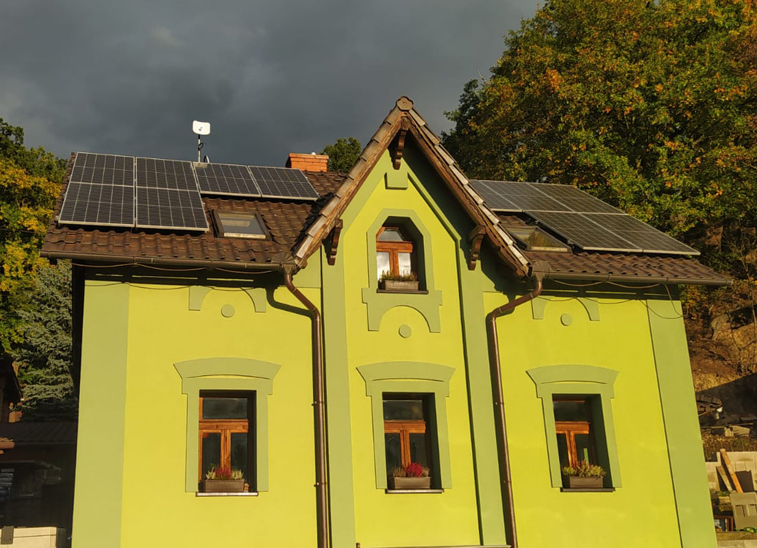 Solární elektrárna SOL-10 Děčín